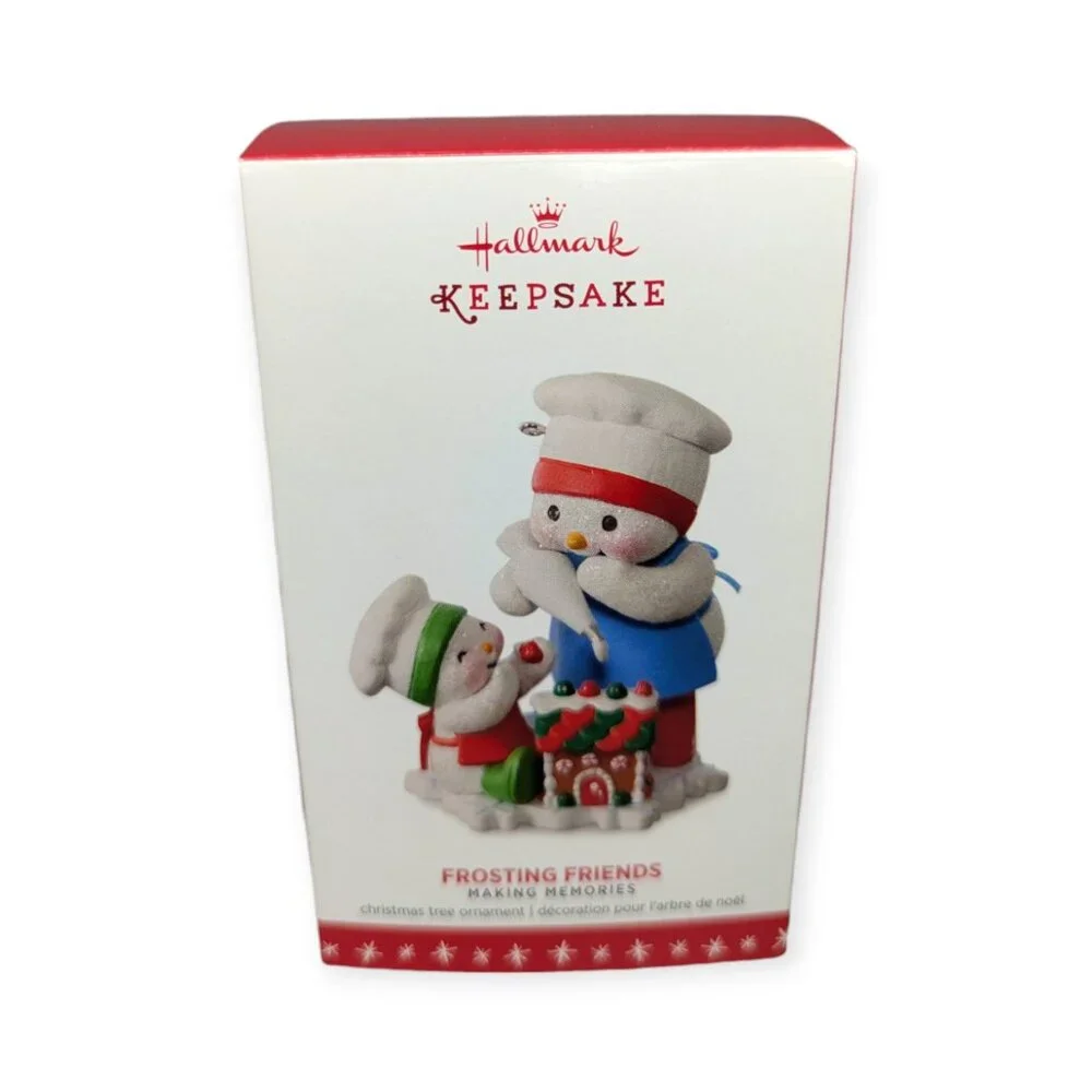 2016 Hallmark Keepsake Ornament Frosting Friends 9th in Making Memories Series